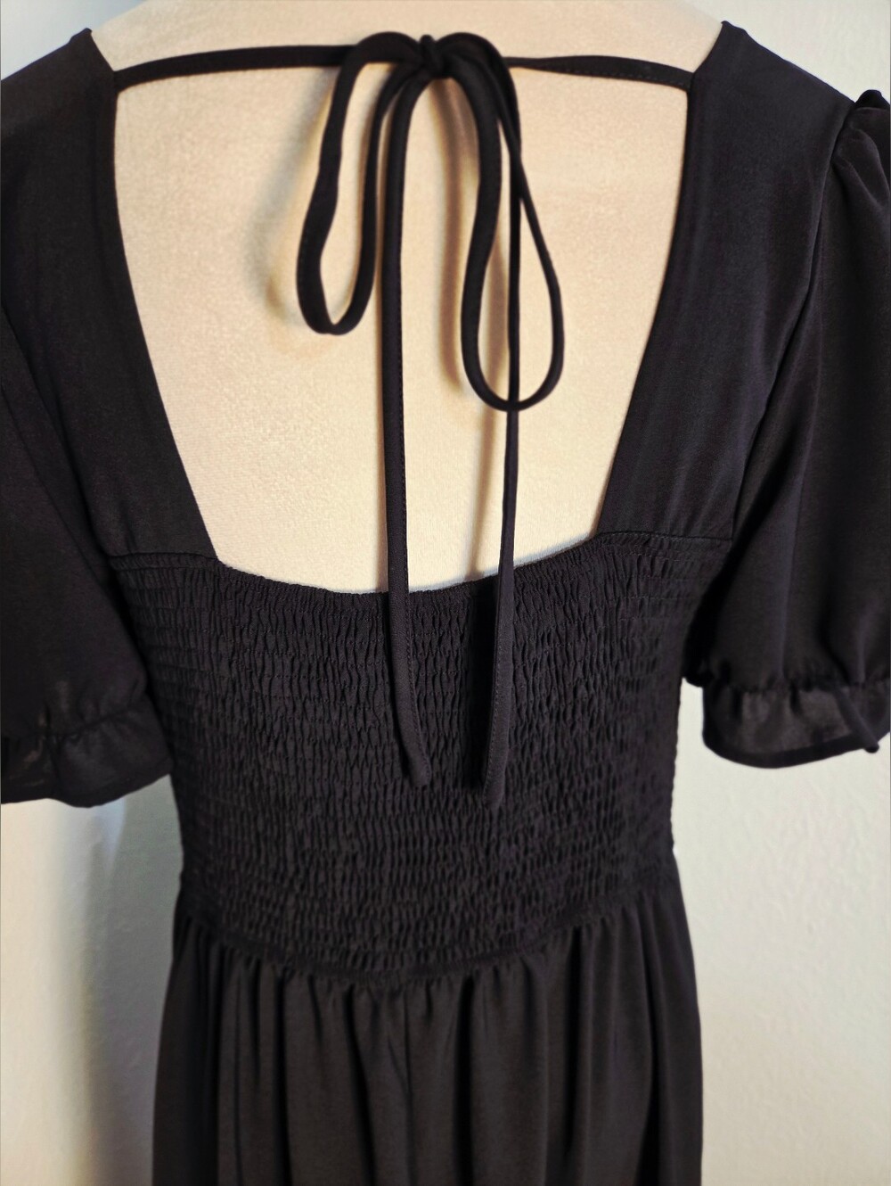 BTFBM Black Maxi Dress with White Scalloped Trim, Tie Across Upper Back Sz Large - Picture 9 of 13